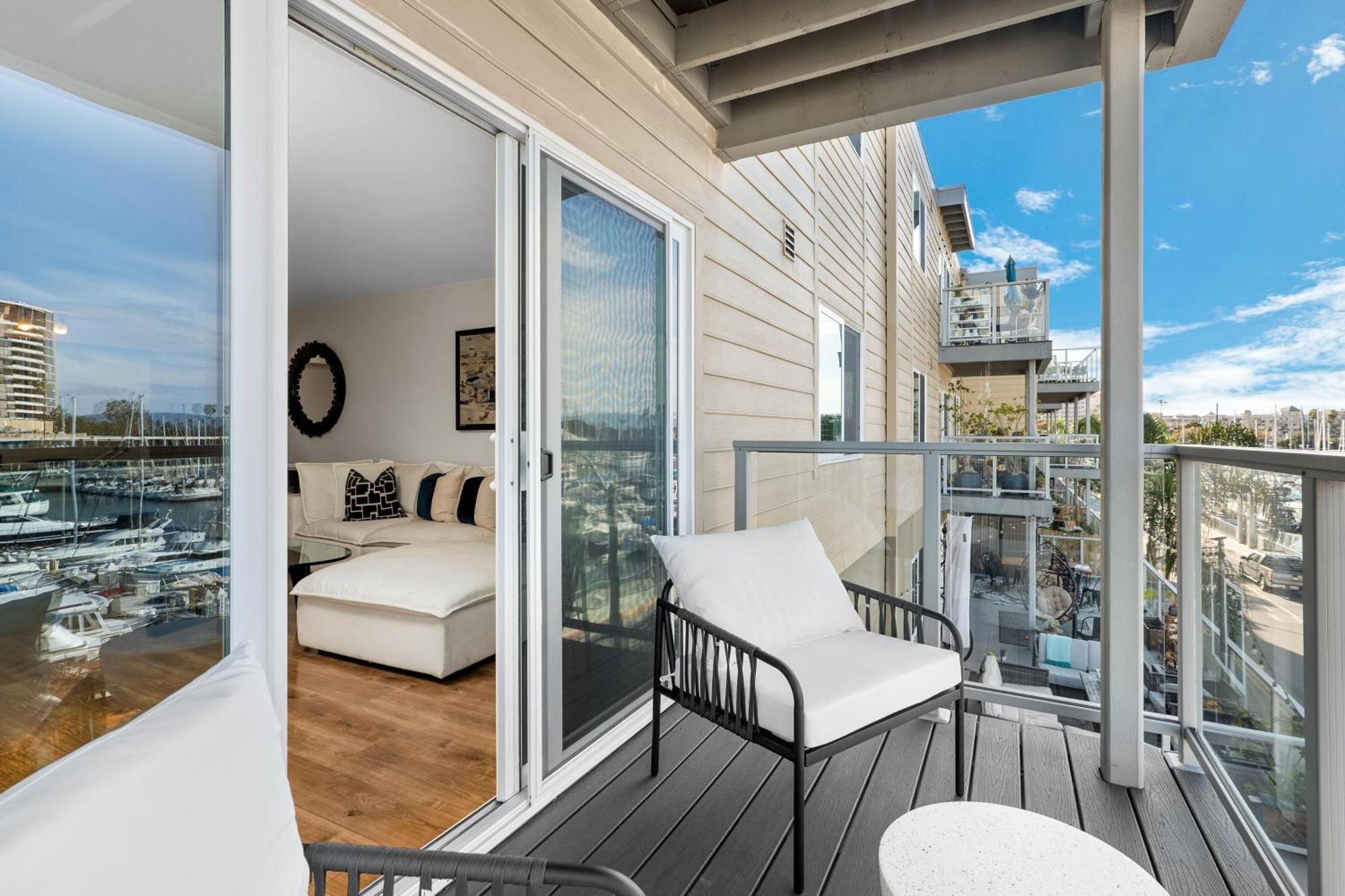 Sunlit Marina View 2br - Blue Agate Seaside Gem * Los Angeles
