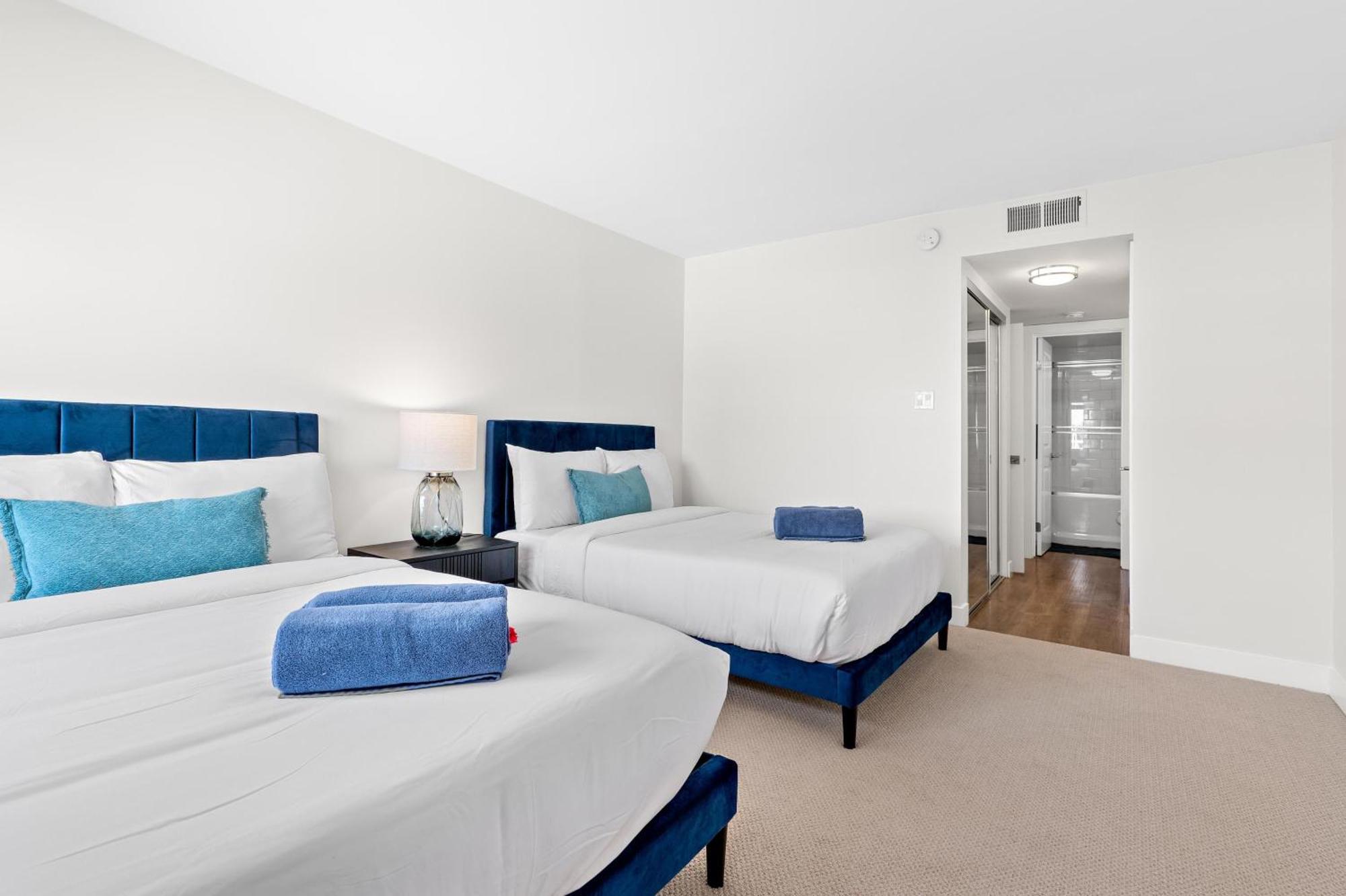 Sunlit Marina View 2br - Blue Agate Seaside Gem *